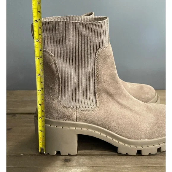 Steve Madden Women's Zappa Lug Sole Boots Size 11 Suede Mushroom Beige Ribbed - Picture 12 of 16